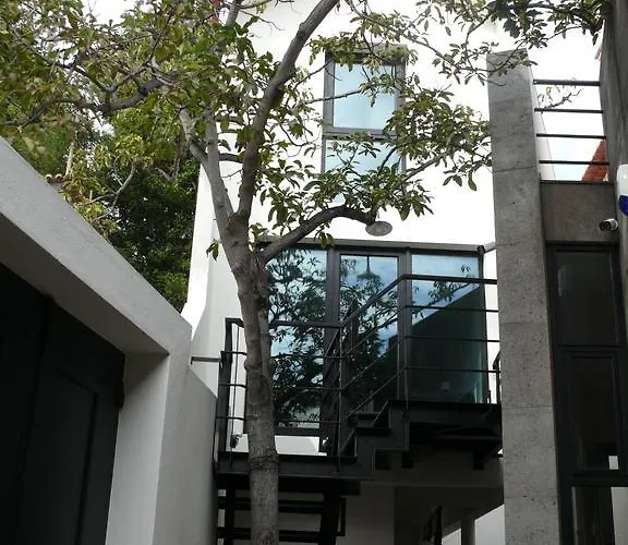 The Loft Junction 公寓 *