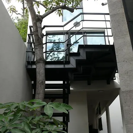 The Loft Junction Apartman